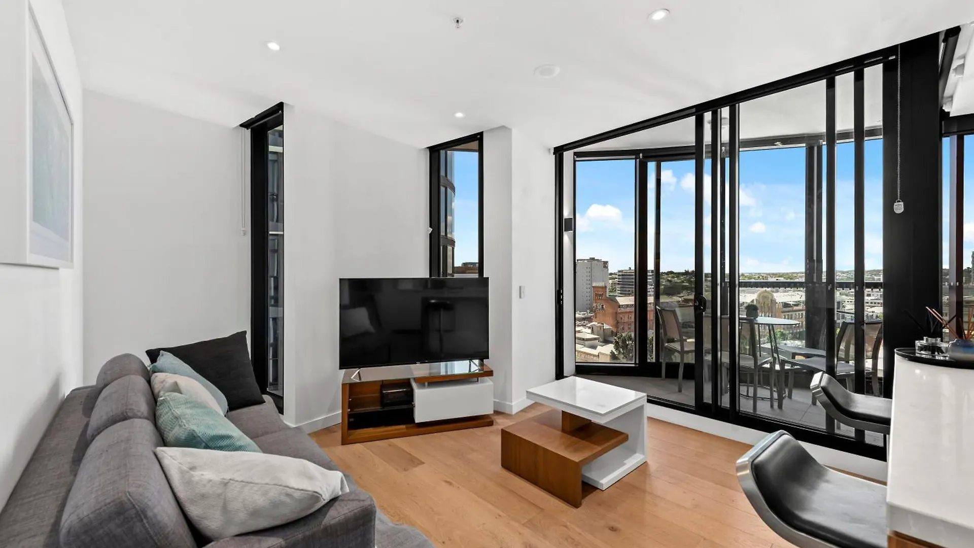 Ferienwohnung Stylish 2Br With Huge Gym, Infinity Pool And Parking Brisbane